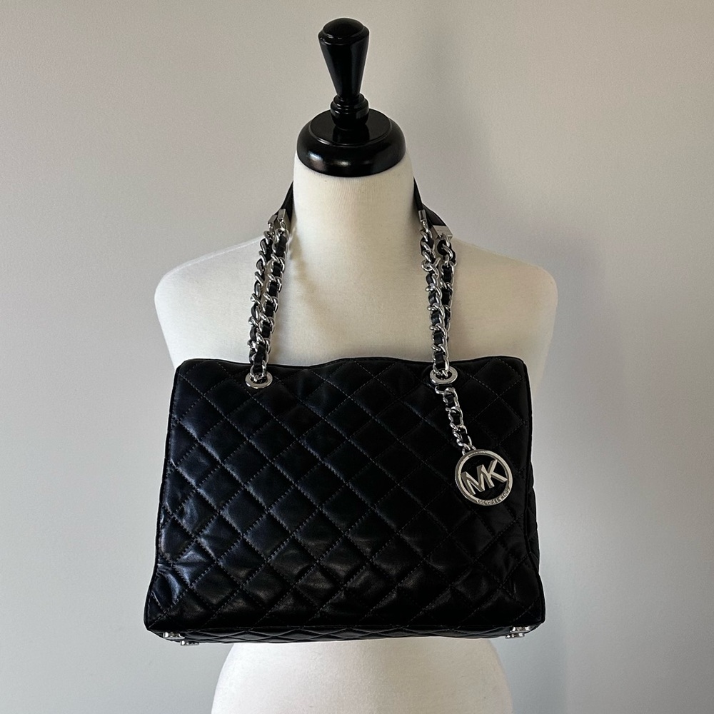 New Michael Kors Susannah Medium Black Leather Tote